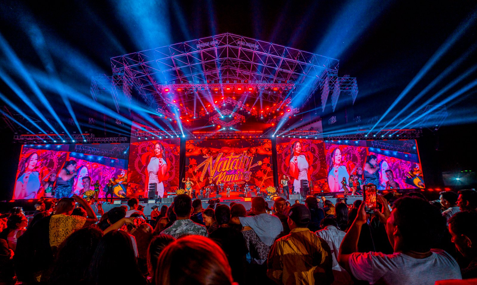 Nataly Ramirez y Orquesta